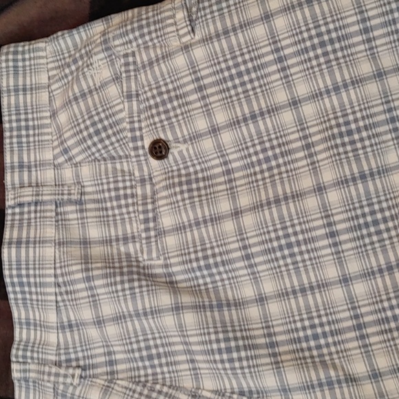 3/$30 Dockers Shorts - Picture 4 of 4